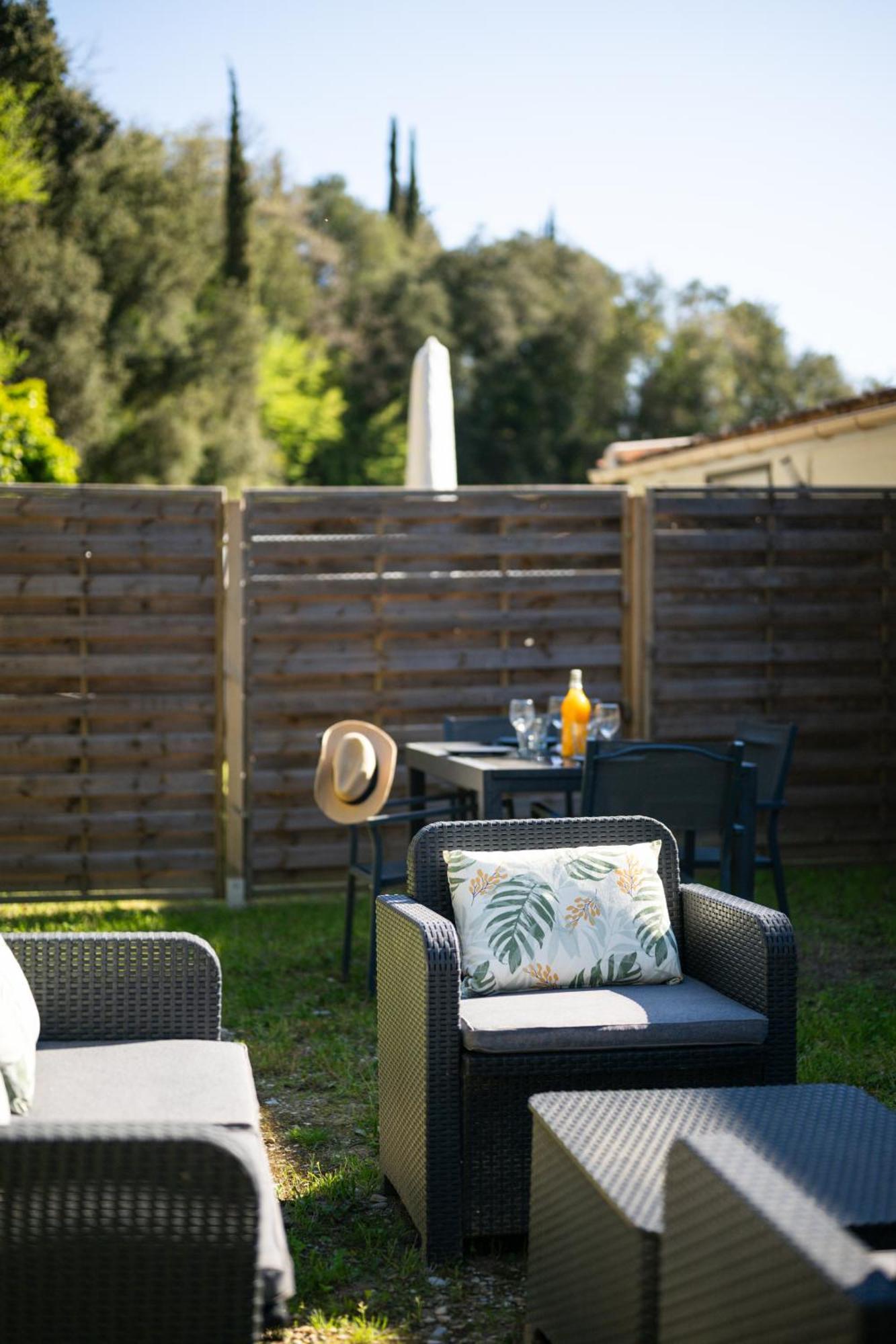 Cosy&chill - 10 Min De La - Jardin, Netflix, Terrasse, Fibre&parking